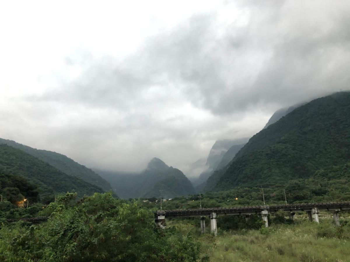太魯閣惠宇民宿 Xincheng Township Exterior foto